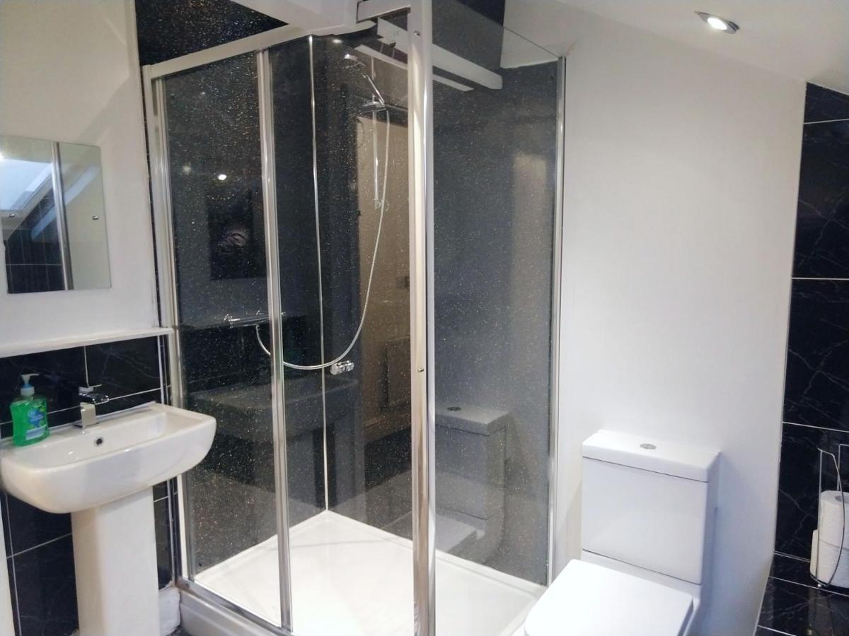 Derwent Street Apartment 3 - Self Contained - 2 Bed Self Catering Apartment ワーキントン エクステリア 写真